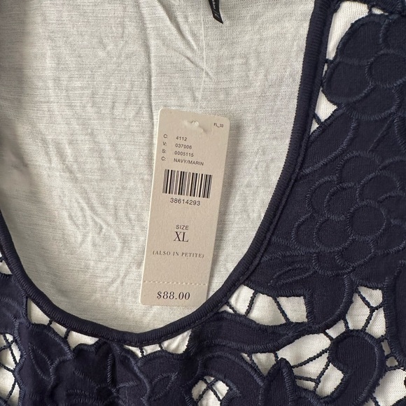 NWT Akemi + Kin Anthropologie Navy Lace Top - XL - Picture 3 of 4
